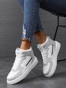 Weiss