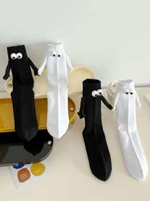 2pairs Couples' Magnetic Attraction Holding Hands Socks - Black and White - View 3