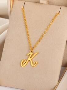 1Pc Stainless Steel Heart Shaped Pendant With 26 English Letters Design, Personalized Name Necklace For Couples On Birthday Initial Necklace