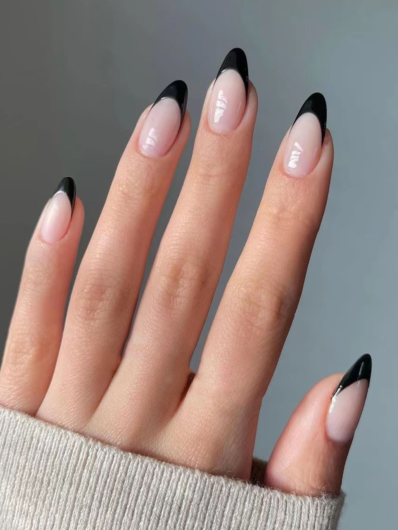 VV MEI JIA ER Bộ 96 móng giả acrylic dài hình hạnh nhân màu nude và đen kiểu Pháp, phù hợp cho phụ nữ và bé gái, kèm theo 1 băng dính và 1 dũa móng.