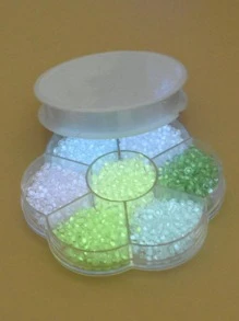 1盒夜光釘珠DIY首飾配件 - 彩色 - 查看 1