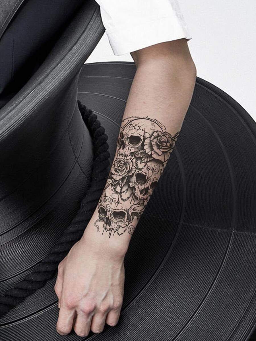 1 件臨時紋身貼紙,採用水轉印技術,逼真的玫瑰和骷髏設計,中性,適合男士、女孩和女士 - 黑色 - 查看 1