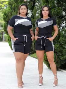 Conjunto feminino Plus Size Short e Blusa Manga Curta G1 G2 G3 Moda Verão Bloguerinha Malha Crepe Elastano Short Feminino Blusa Feminina Roupa Feminina Plus Size Para Gordinhas Tamanho Grande - Cinza - Visão 2