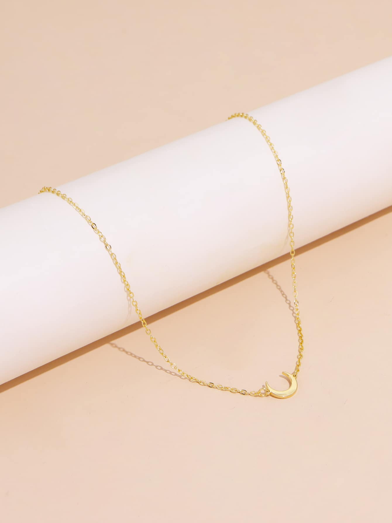 1pc Simple Crescent Moon Pendant Collarbone Necklace For Women, Dating And Daily Fashion Accessory