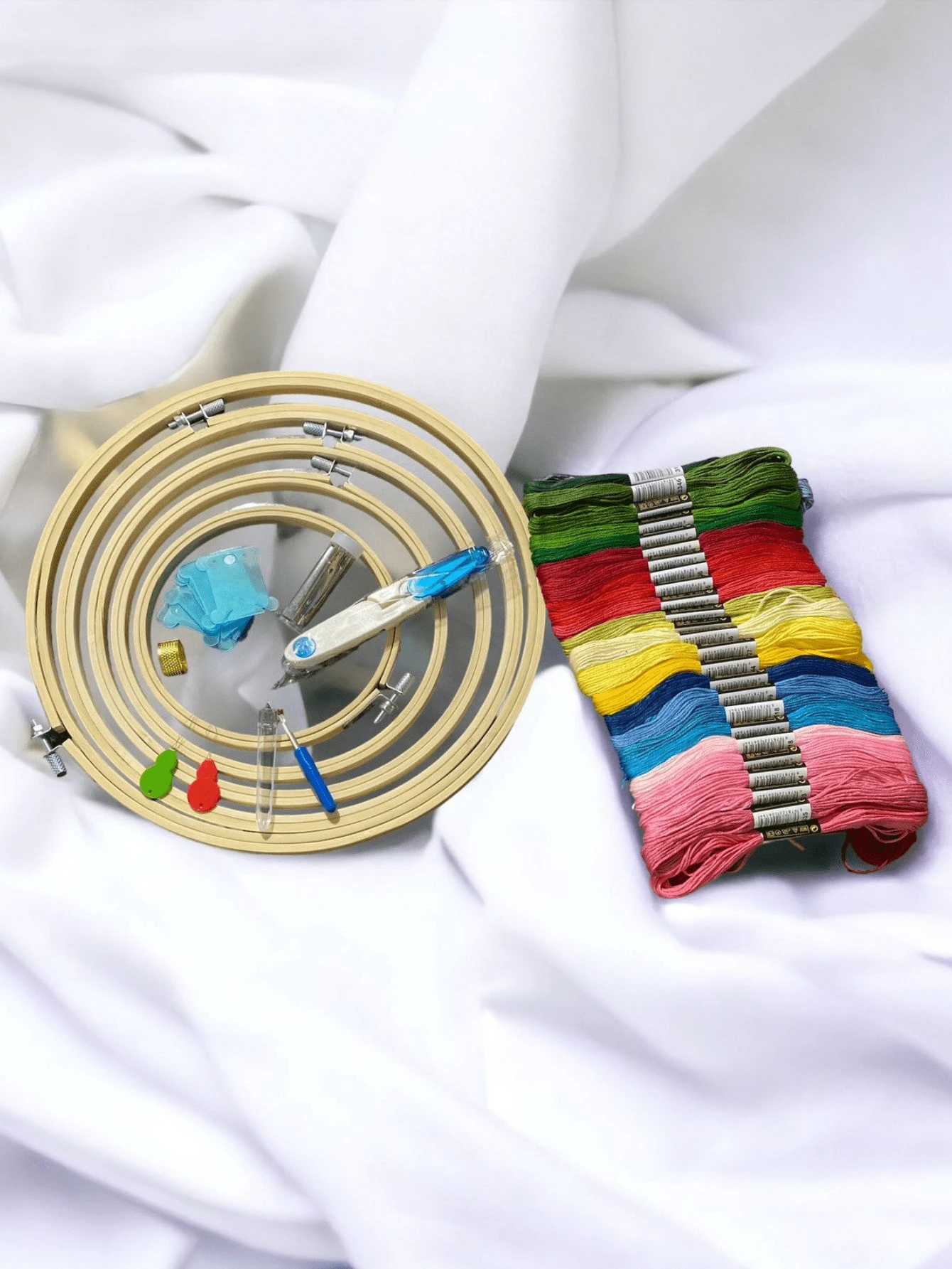 Cross-Stitch Kits and Accessories - 均碼 - 查看 1