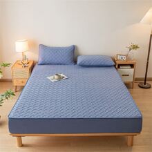 1pc Plain Checked Thickened Knitted Velvet Soybean Filler Mattress Cover (single) With Stretchable 30cm/12in Deep Pocket, Soft Ultrafine Fiber Filling, Removable Anti-wrinkle Static Cover