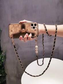 1個黑色金屬手機掛繩斜橫背包,1個黑色金條與金珠設計的防丟手機斜橫背包鏈