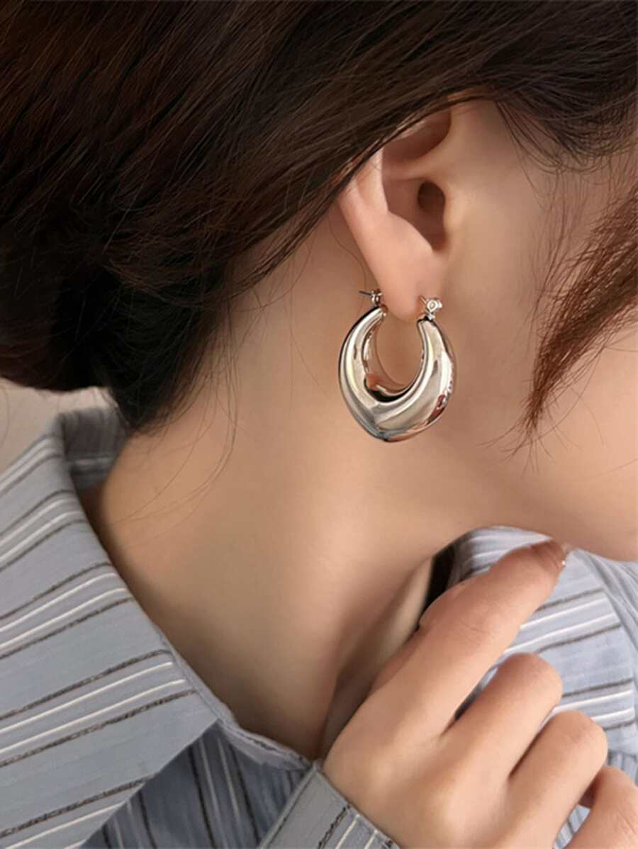 1pair Simple And Fashionable Teardrop-shaped Hoop Earrings - Silver - View 1
