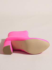 2023年新款女式冬靴,歐美風格圓頭側拉鍊短筒靴,厚跟中跟 - 玫紅色 - 查看 4