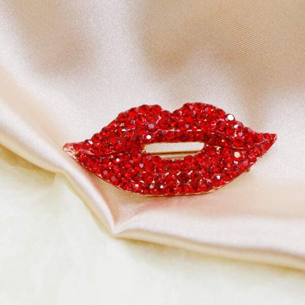 1pc Personalized Creative Red Lip Brooch, Alloy And Crystal Light Luxury Suit Pin, Accessory For Suits - Red