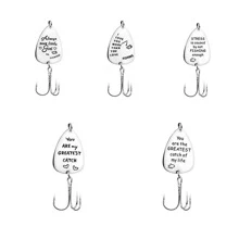 Rompin 1入閃亮個人化刻字三叉魚鉤,適合您男友的幸運釣魚禮物