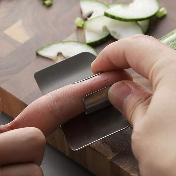 Stainless Steel Hand Guard For Cutting Vegetables & Fruits Safely