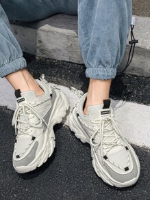 Men's Letter Graphic Front Lace-Up Wavy Pattern Double Shoelaces Contrast Color Chunky Sneakers - Beige - View 4