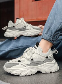 Men's Letter Graphic Front Lace-Up Wavy Pattern Double Shoelaces Contrast Color Chunky Sneakers - Beige - View 3