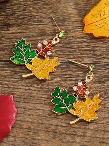 1對多色楓葉形狀感恩節合金耳環 - 彩色 - 查看 2