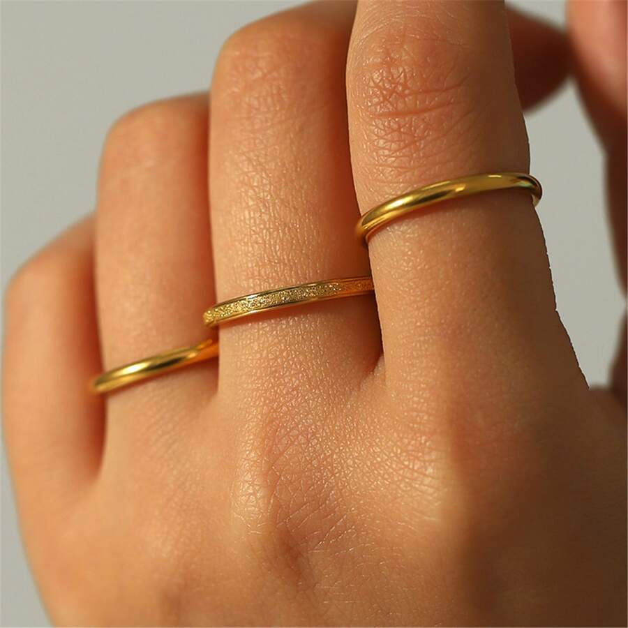 VKHK Set de 3 anillos minimalistas de acero inoxidable, aptos para uso diario de mujer - Amarillo Oro - Ver 1