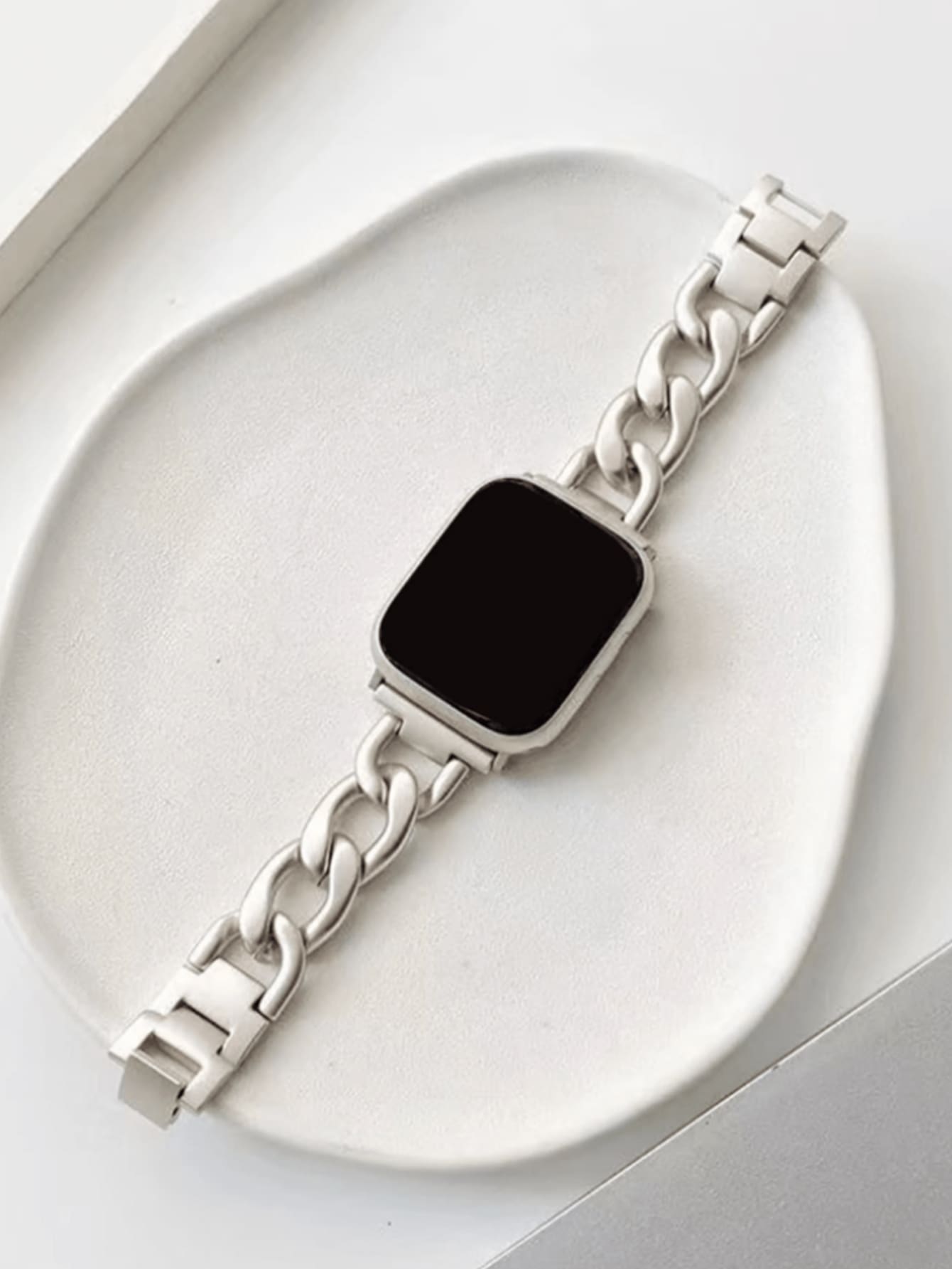 1条女士时尚智能手表表带，兼容表带38/40/41/42/44/45/46/49mm，优雅耐用且抗氧化不锈钢金属材质，玫瑰金、银色、黑色可选，兼容 Series Ultra 2/SE 11/10/9/8/7/6/5/4/3/2/1，时尚腕带手链，女士情人节礼物，智能手表配件