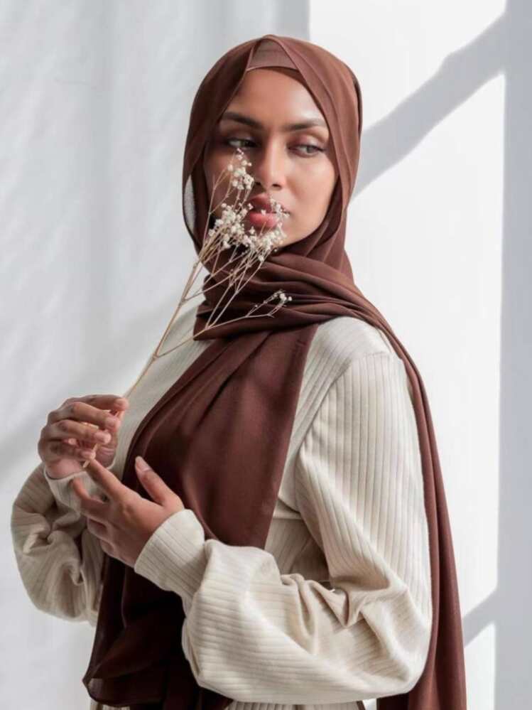 Sciarpa Leggera In Chiffon Georgette Per Donna 160x50 Cm – Scialle Multiuso Protezione Solare, Tinta Unita, Idea Regalo