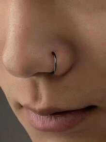 1 chiếc khuyên mũi giả bằng thép không gỉ thời trang với thiết kế hình chữ D, có 3 màu: Vàng, Thép & Đen; Màu sắc khác nhau cho các phong cách khác nhau, thích hợp cho cả nam và nữ để mặc hàng ngày - màu đen - Xem 2