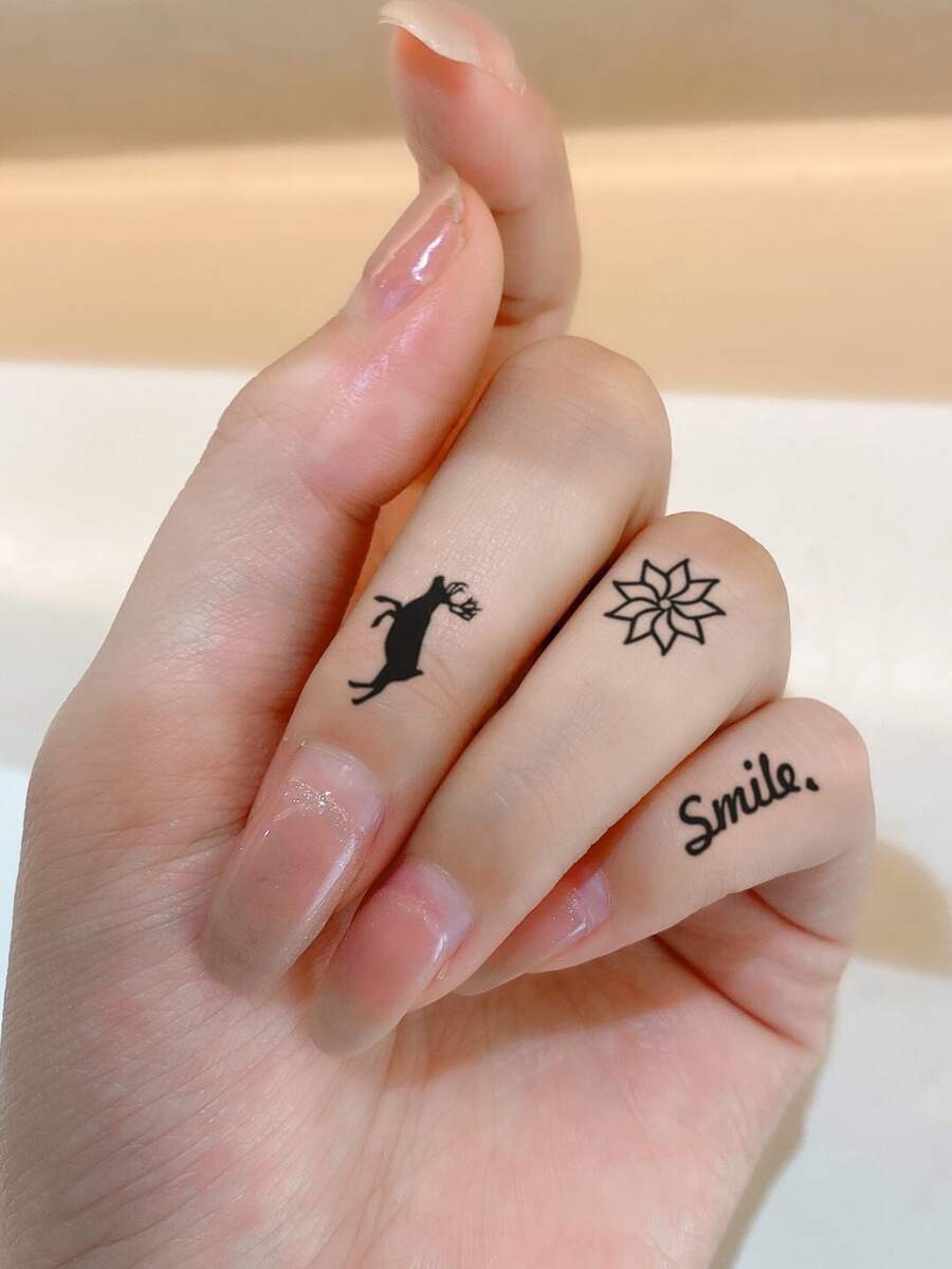 4pcs/set English Lettering Floral & Heart Shaped Temporary Tattoo Sticker For Finger, Wrist, Ear