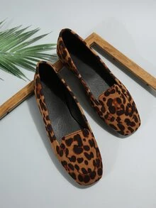 Fashionable & Comfortable Brown Leopard Print Flat Shoes - Brown - View 4