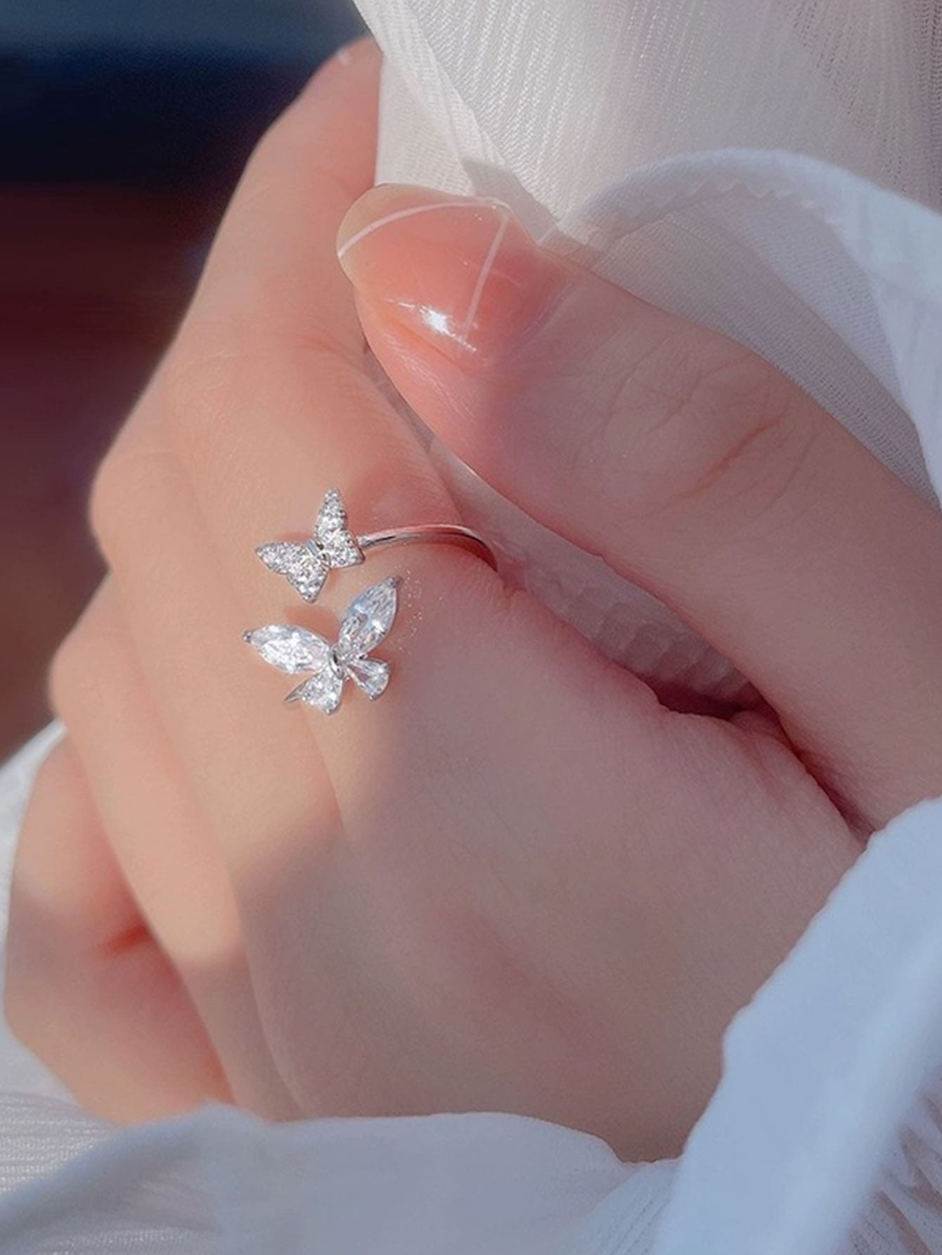 1枚蝴蝶造型獨特設計可調開口戒指,鑽石鋯女性戒指 - 銀色 - 查看 1