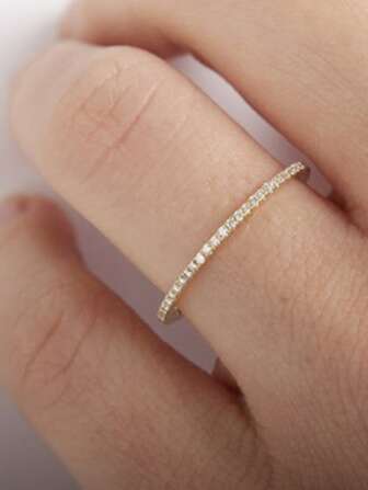 Single Row Cubic Zirconia Women's Ring