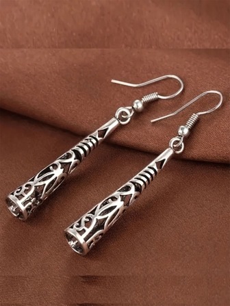 Europe And America Bohemian Style Flower Carved Hollow-out Vintage Silver Earrings, Vacation And Holiday Jewelry