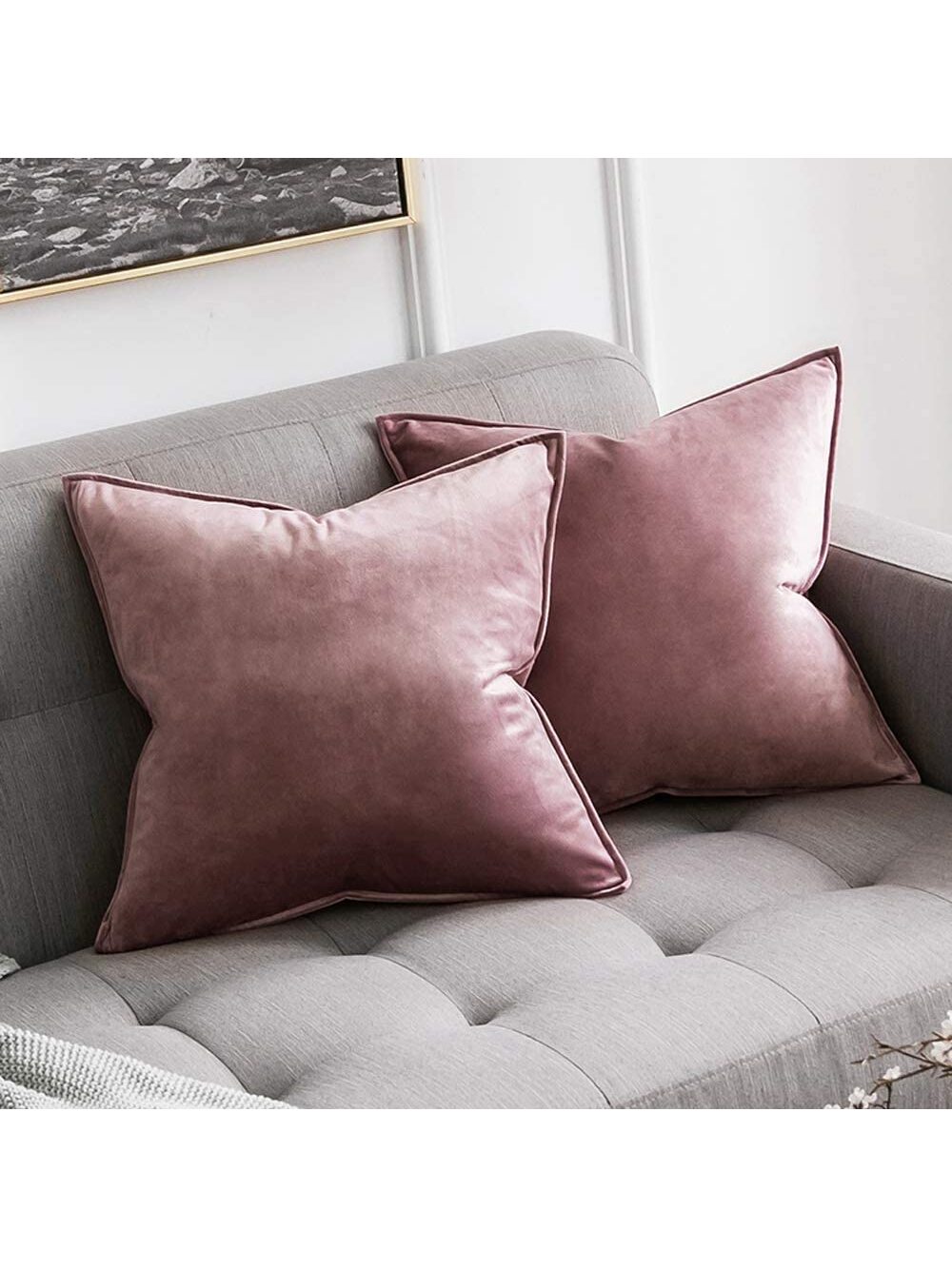 Velvet piping pillow cover