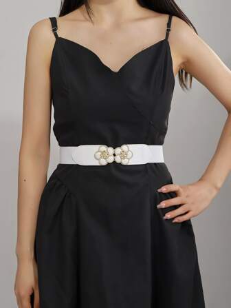 1条简约五瓣花扣腰带，百搭时尚女式配饰