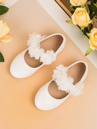 2025 时尚纯色花卉漆皮圆头防滑平底户外休闲公主鞋，适合所有季节