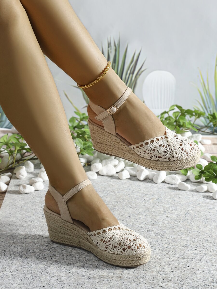 Damen Wedges mit geschlossener Spitze, aus Spitze und Netzgewebe, gewebte Stroh-Keilabsatz und dicker Sohle, Sommer - Beige - Übersicht 1