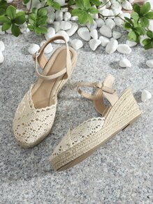 Damen Wedges mit geschlossener Spitze, aus Spitze und Netzgewebe, gewebte Stroh-Keilabsatz und dicker Sohle, Sommer - Beige - Übersicht 5