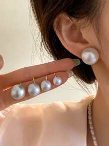 1對12mm白色仿珍珠耳夾,適合日常佩戴 - 白色 - 查看 2