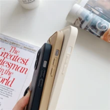 Funda de Tipo Piel para iPhone: Estilo Sofisticado y Protección Confiable - Negro - Ver 3