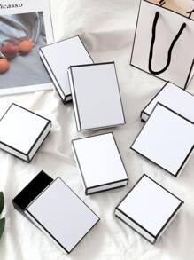 這款優雅、時尚、簡約的 S925 純銀鍍天然珍珠和氧化鋯 X 形戒指適合訂婚、婚禮、伴娘禮物、婚禮派對、復古派對或日常佩戴和節日宴會。它也可以作為禮物送給朋友。 S925銀鑲嵌防過敏,手工鑲嵌工藝時尚優雅。簡約、優雅,職場宴會、通勤必備單品,高端感十足。非常適合作為送給朋友的禮物。 - 開口銀戒 - 查看 8