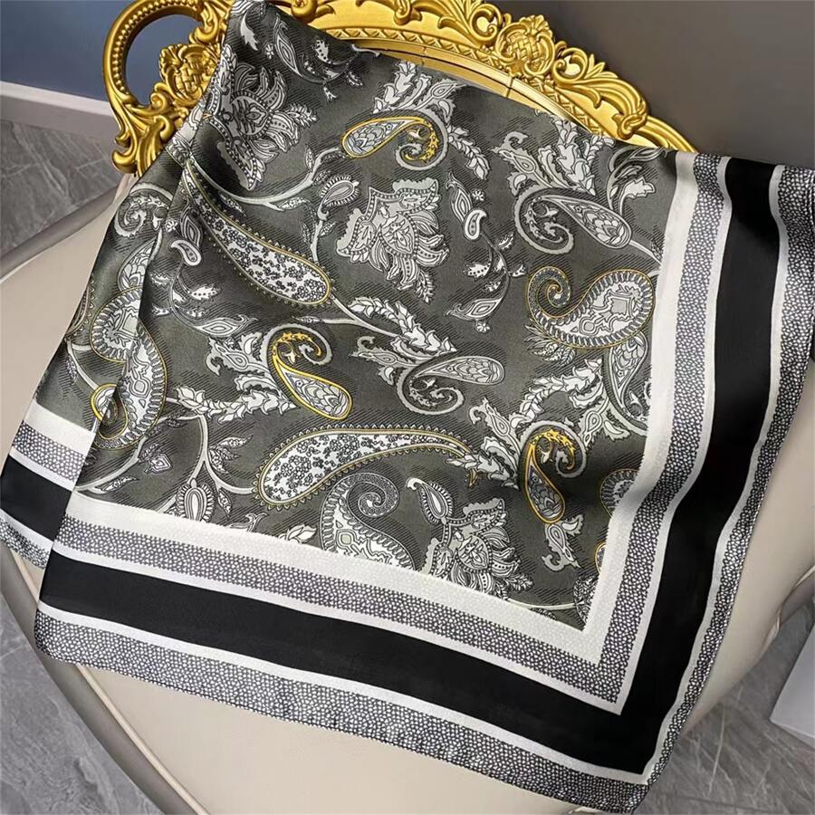 1pc European And American Style Small Scarf For Spring & Autumn Professional Occasions, Four Seasons Available - Multicolor - View 1