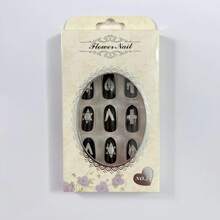 24入組時尚中長期圓形強力遮瑕黑色美甲套裝適用於派對,跳舞,日常穿著和女士們假期黑色幾何按壓指甲