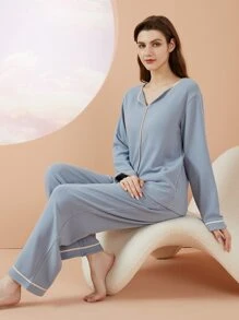 Women's Satin Lounge Set, 2 Pieces - Dusty Blue - View 4