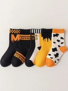 5雙/包,可愛的橘色袜子,帶有萬聖節圖案、字母、黑色、黃色、南瓜,適合男孩和女孩。這種中筒袜中性,有卡通怪物設計,適合派對、嘻哈街頭、休閒、運動、學院和冬季。