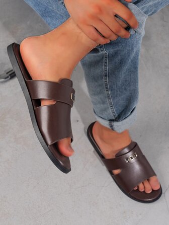 2023 New Arrival Men's Fashionable Casual Sandals