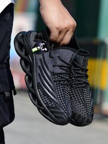 Summer Slip-on Breathable Mesh Casual Sports Shoes For Men - Black - View 1