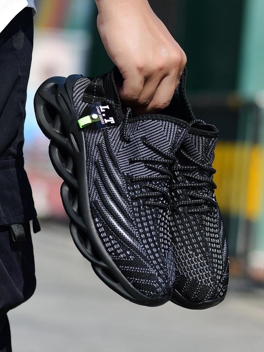Summer Slip-on Breathable Mesh Casual Sports Shoes For Men - Black - View 1