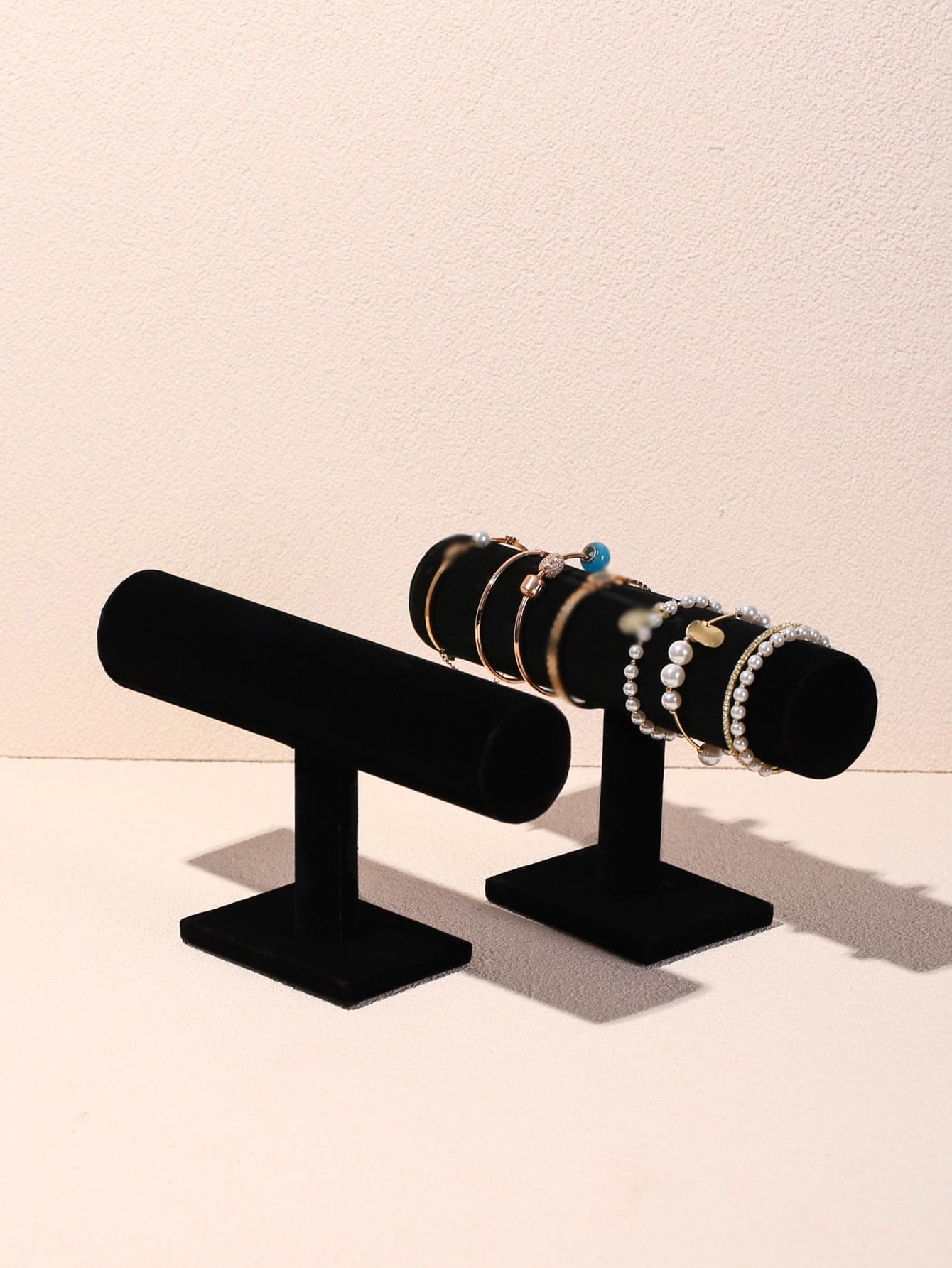 1入組耐刮擦手錶收納適用於手環,腕帶,腳鍊,適合男人及女人手錶支架展示支架 - 黑色 - 查看 1