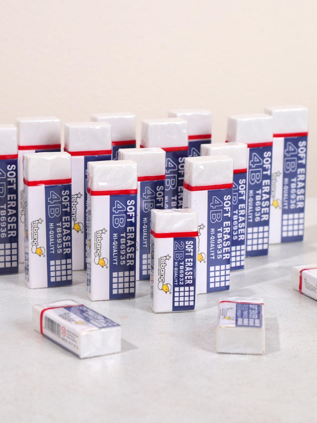 1入組白色長方形橡皮, - 白色 - 查看 1