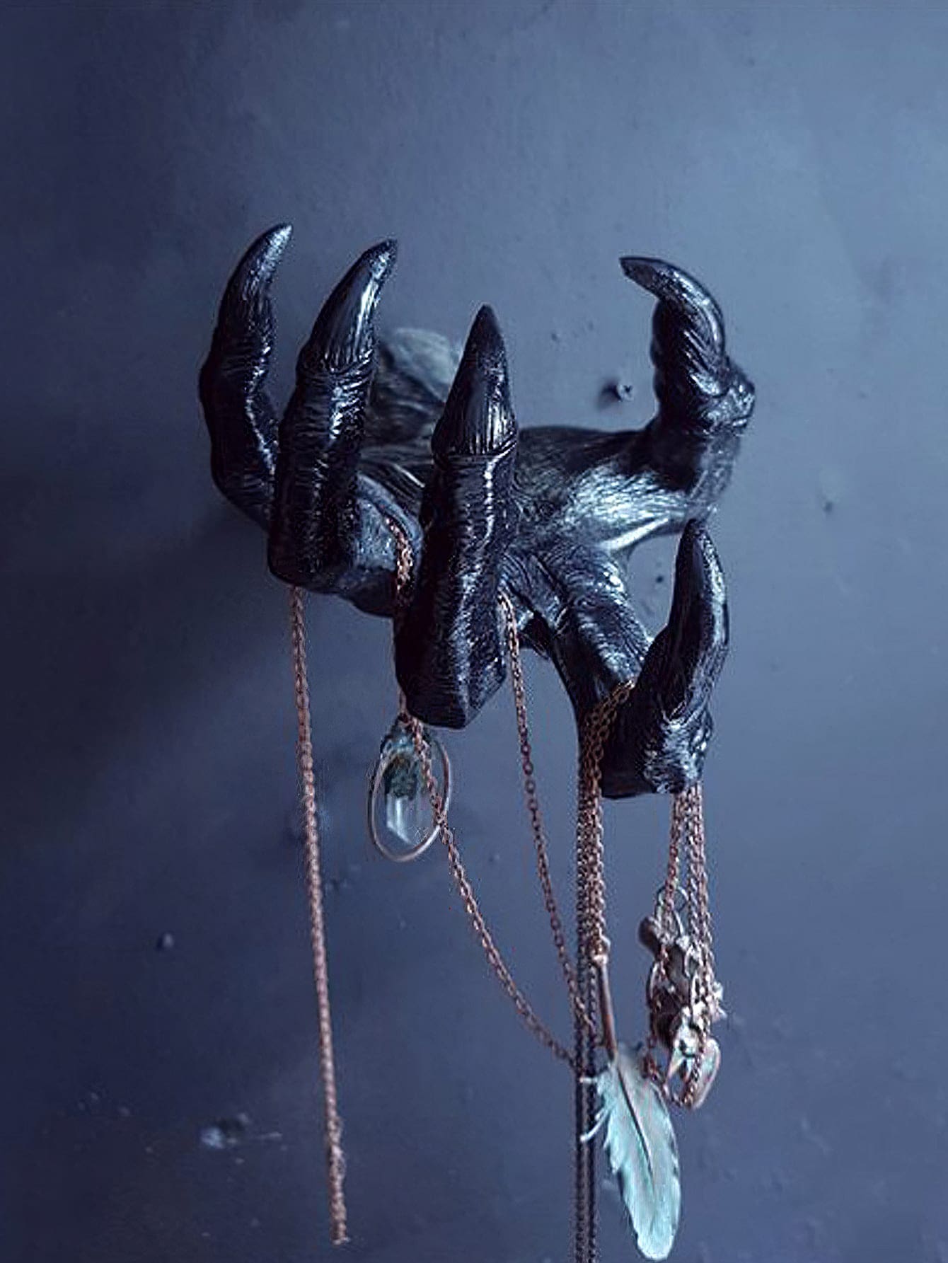 1 件万圣节银色和黑色树脂爪手装饰，恐怖设计挂饰，适用于个性化家居装饰、万圣节派对万圣节主题装饰和场景拍摄装饰道具、家居装饰、房间装饰、墙面装饰