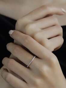 925純銀極簡風格單排鑽戒,時尚獨特微嵌入式尾戒或連指環戒,適合女性 - 白色 - 查看 4