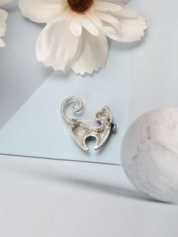 ハロウィンにぴったり おしゃれな黒猫のブローチ 1個 レディース用