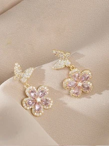 1雙水鑽鑲嵌蝴蝶&花花瓣形狀耳朵裝飾帶歐美風格 - 金色 - 查看 2