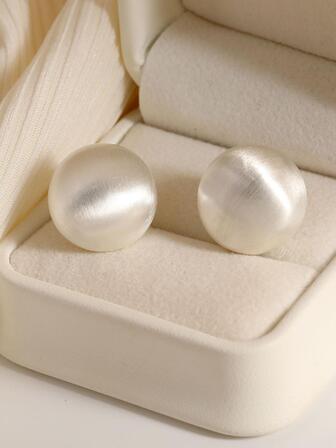 1對時尚鋅合金球裝飾耳釘適合女士日常裝飾